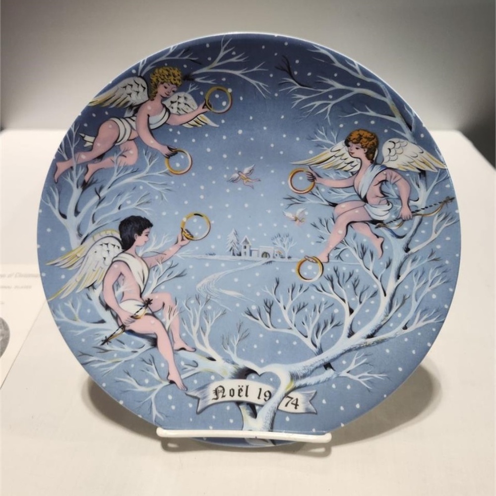 Vintage Haviland Christmas Plate 1974